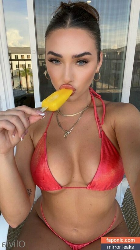 Olivia Mogan 独占モデル 写真