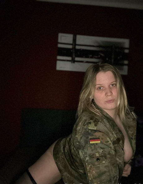 alicee11 高品質のスター 画像