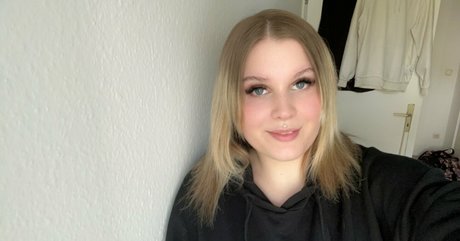 alicee11 かわいいスター 写真