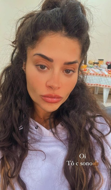 Aline Riscado 完璧なスター アーカイブ