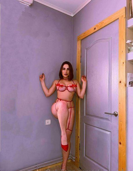 alenavipfox ポルノスター ヌード 画像