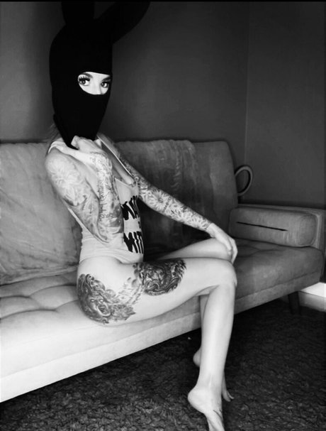 アジア人のアナルオンリーファン セックス 画像