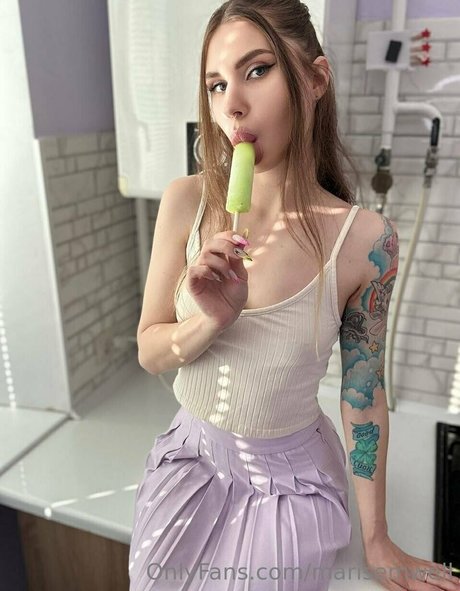 marisemwell エロティック女優 写真