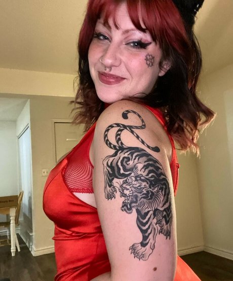 nek0mama スター ヌード 写真