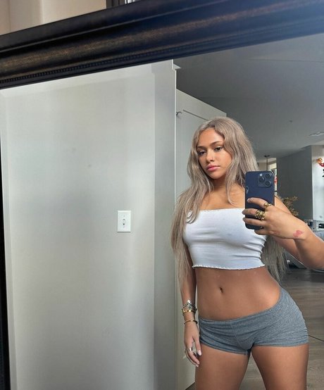 フラットオンリーファン ホットセクシー 画像