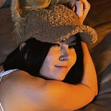 raileyfree top profile image