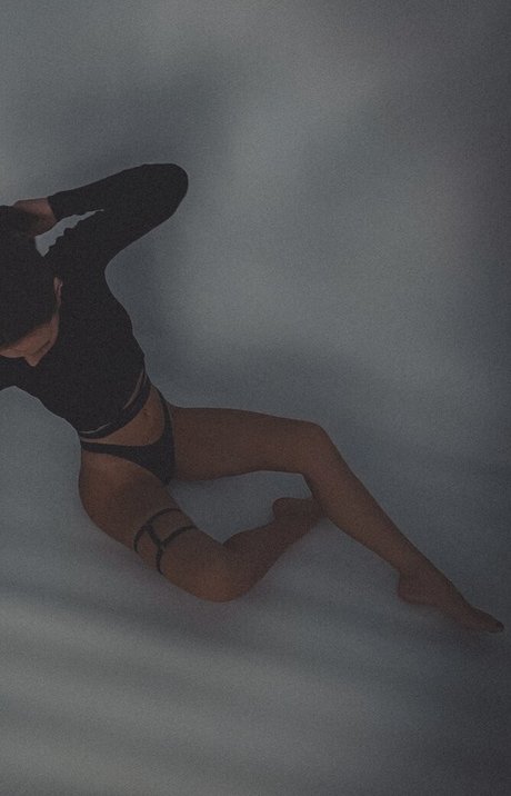 Anastasia Steklova ポルノスター ヌード 写真