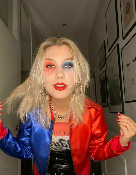 美しい足 OnlyFans ポルノ 写真