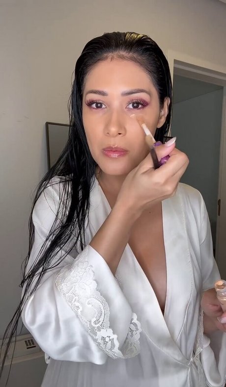 Simone E Simaria エロティックなスター ギャラリー