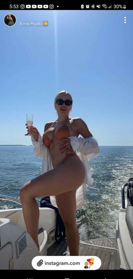 Erna Husko 独占ポルノスター ギャラリー