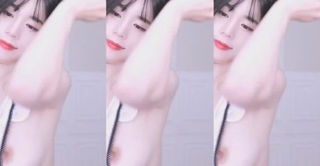 若いティーンのOnlyFans 無料セックス 画像