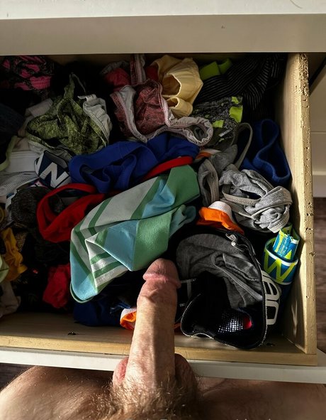 アジアンシャワー OnlyFans 無料裸 写真