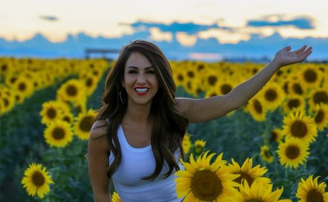 Lauren Boebert ホットなモデル 画像