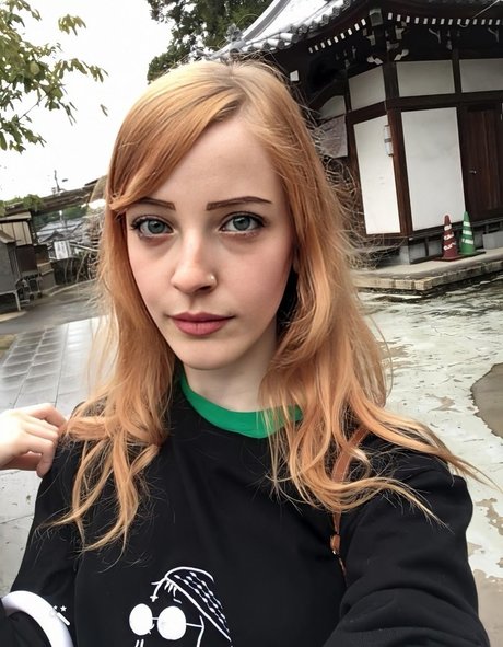 ニューハーフ ドミナトリックス OnlyFans ホットヌード 写真