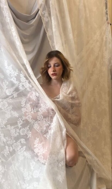 ブルネットの看護師OnlyFans 無料裸 画像