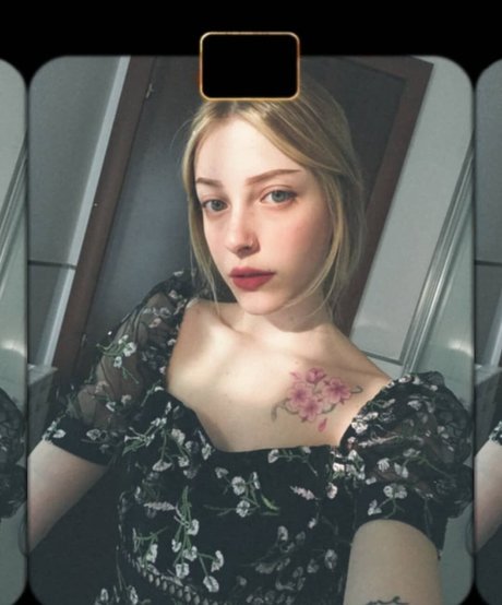 Agnese Innocente ポルノスター ヌード ギャラリー