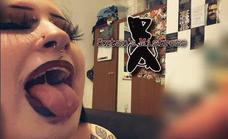 sxatansmistressfree ポルノスター エロティック 写真