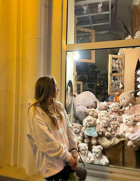 美しいロシアのOnlyFans 無料ヌード 写真