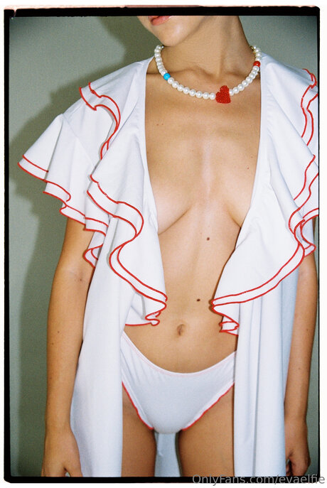 女装オンリーファン 無料セックス 画像