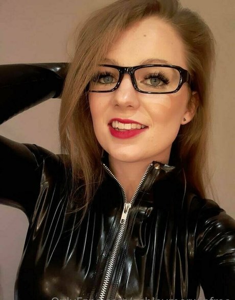 双子のOnlyFans セクシー 写真