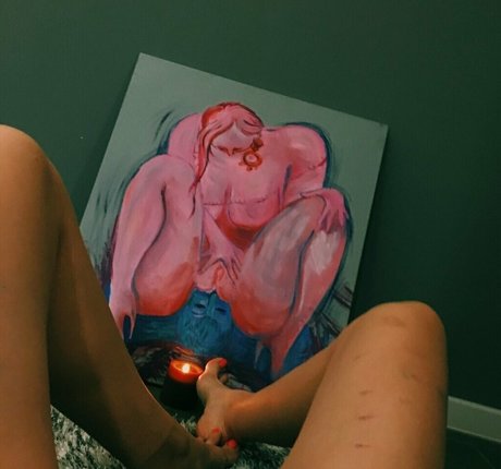 大きな黒いお尻のOnlyFans アートヌード 画像