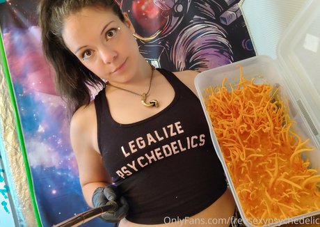 freesexypsychedelic セクシーモデル ギャラリー