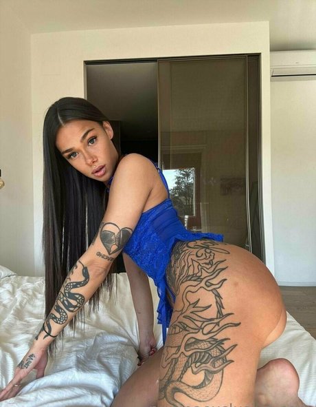 elisavimercati アダルト女優 写真