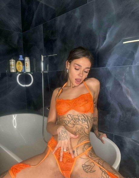 elisavimercati ポルノスター 写真