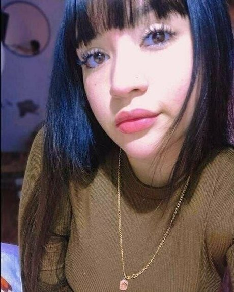 ブルネットのPOV OnlyFans ホットセクシー 写真