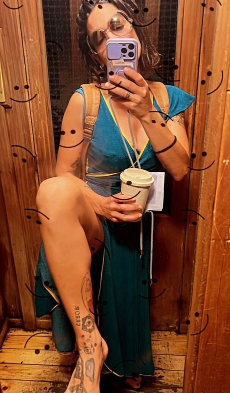 Lorena Castell エロティック女優 写真