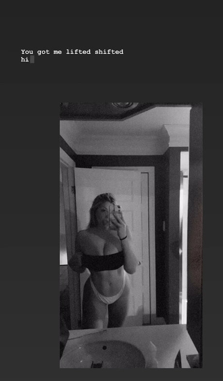 Anabel Kloe Lamarche アートスター アーカイブ