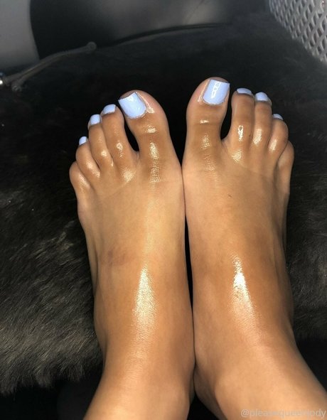 officiallyariaa 女優 写真