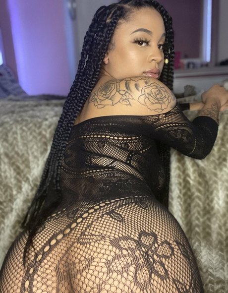 officiallyariaa セクシーなポルノスター ギャラリー