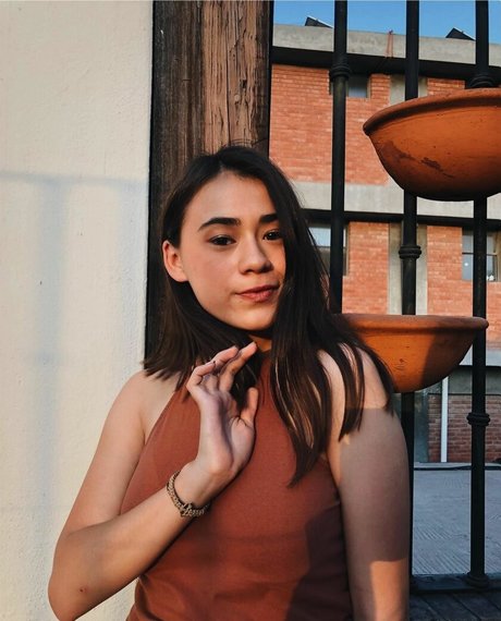 marcymtz00 ポルノスター 可愛い 写真