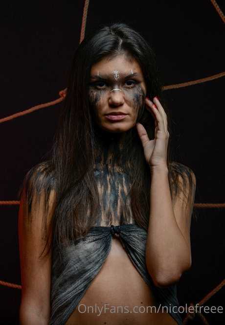 nicolefreee アダルト女優 写真