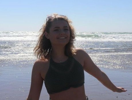 Mally Mouse ポルノスター 素敵 画像