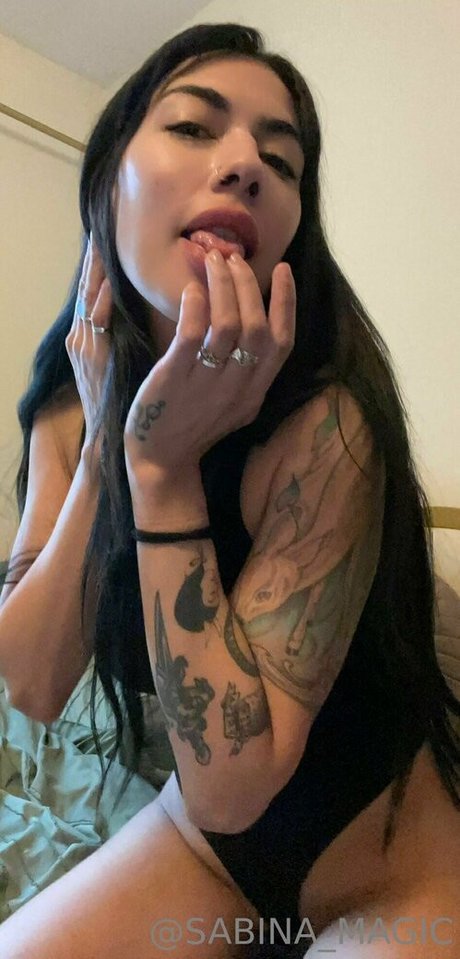 濃厚なラテン系熟女OnlyFans ポルノ 画像