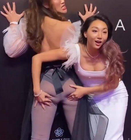 Melissa Ong アートモデル 写真