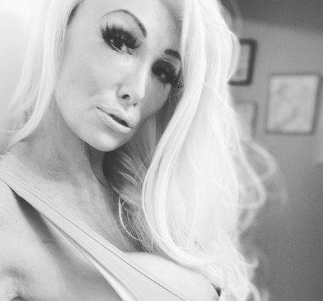 Kacey Diamonds xxxポルノスター アーカイブ