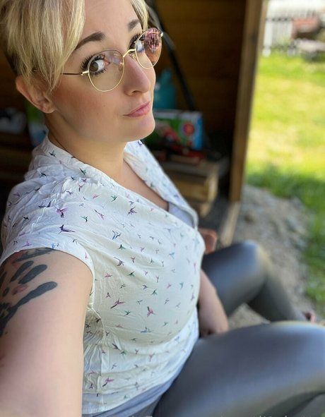 mrstittykatty アートモデル 写真