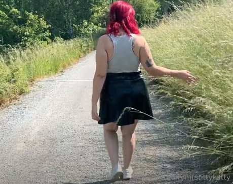 mrstittykatty セクシーモデル 写真