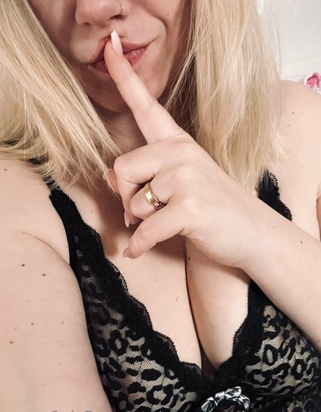 巨根ゲイOnlyFans エロチック ギャラリー