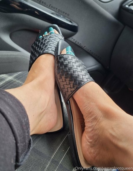 veganfootqueen ポルノ女優 写真