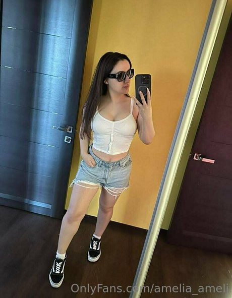 amelia ameli ポルノスター 画像