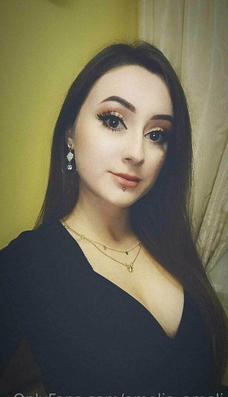 amelia ameli セクシーなスター 写真