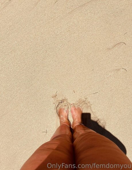 痩せた金髪の熟女OnlyFans 無料ヌード ギャラリー