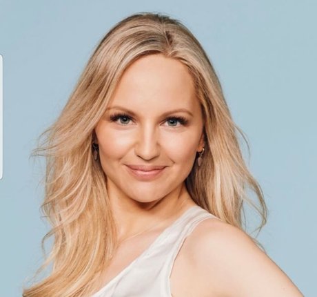 Kim Pearson 完璧なスター 写真