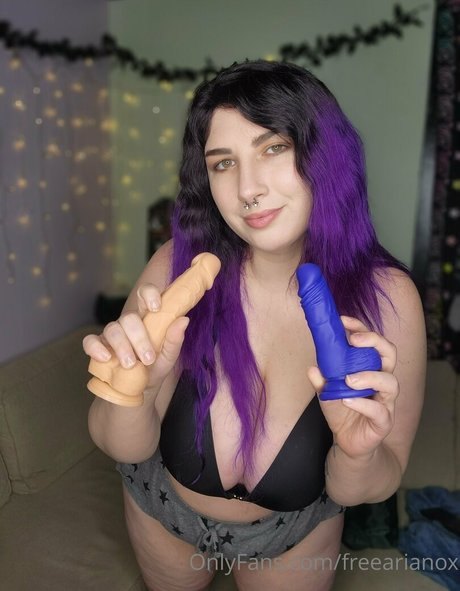 freearianox トップポルノスター 写真