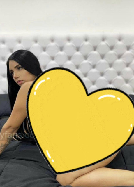 andreitaxpremium ホットモデル 写真