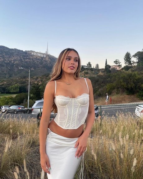 Kiana Stadler エロティックなスター 画像